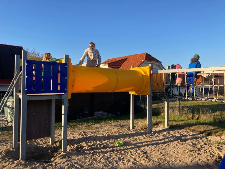 neue Krabbelröhre